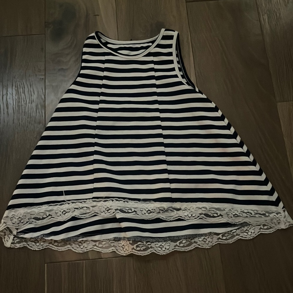 Black and white girls top!